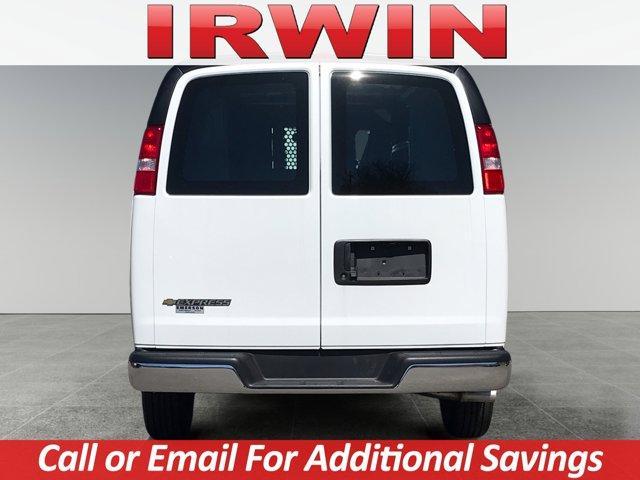 Photo of 2025 Summit White Chevrolet Express 2500