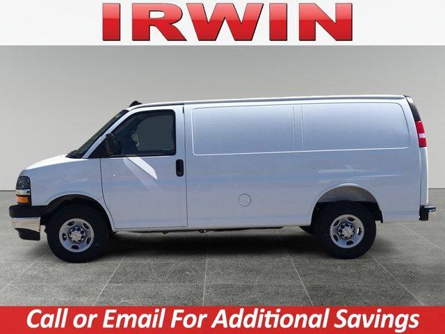 Photo of 2025 Summit White Chevrolet Express 2500