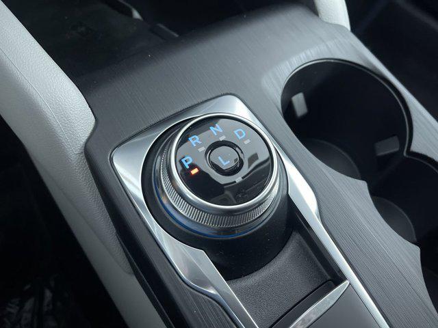 Photo of 2026 SPACE SILVER METALLIC Ford Escape