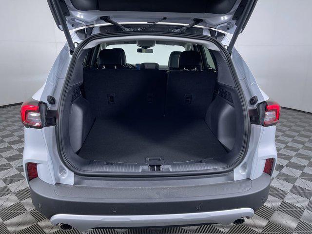 Photo of 2026 SPACE SILVER METALLIC Ford Escape