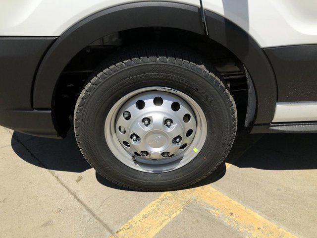 Photo of 2025 Oxford White Ford Transit-350