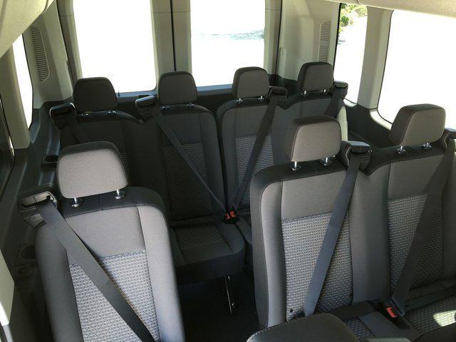 Photo of 2025 Oxford White Ford Transit-350