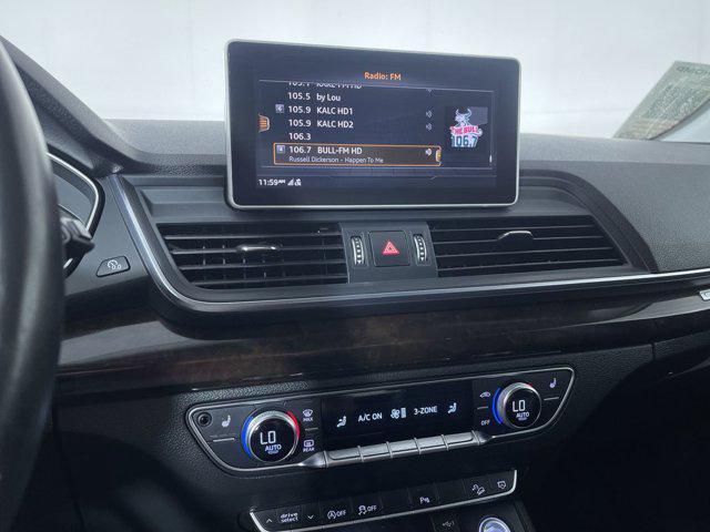 Photo of 2020 Gray Audi Q5