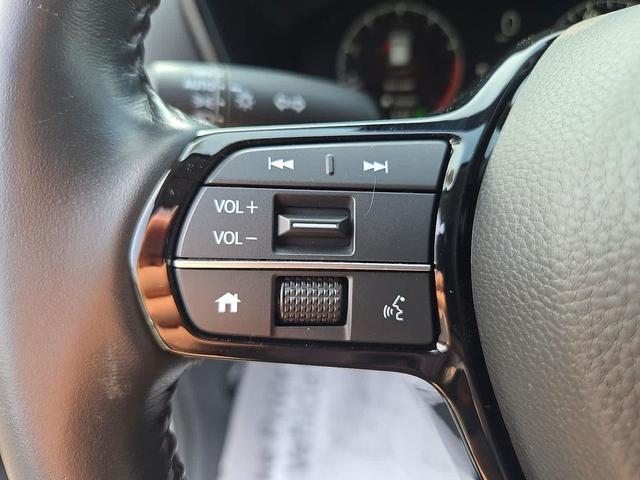 Photo of 2023 Lunar Silver Metallic Honda CR-V
