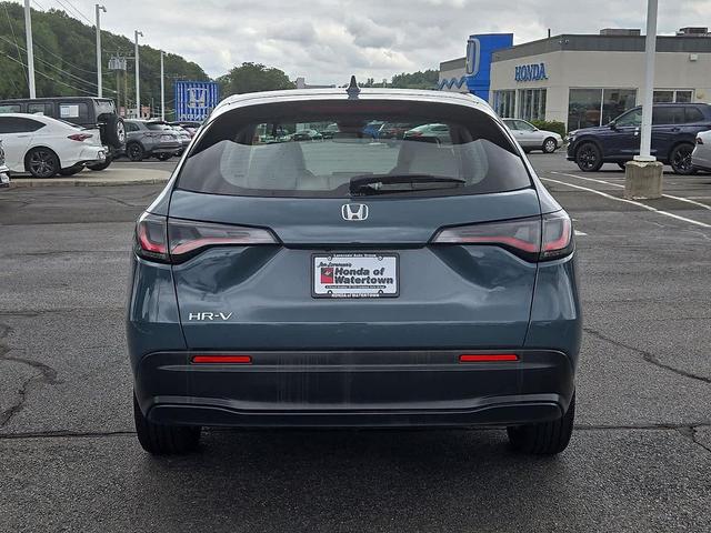 Photo of 2023 Nordic Forest Pearl Honda HR-V