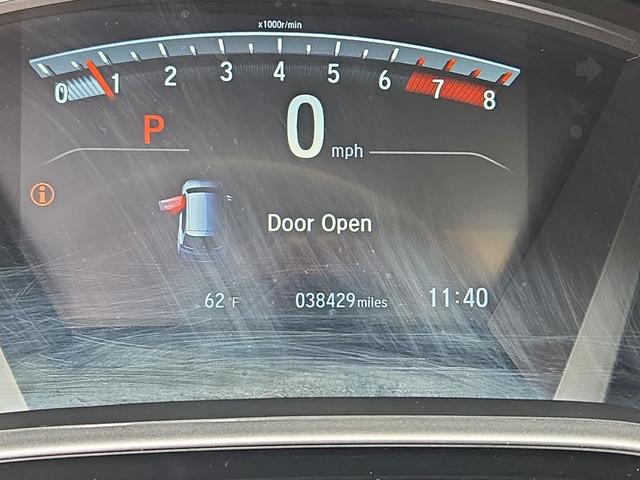 Photo of 2022 Platinum White Pearl Honda CR-V