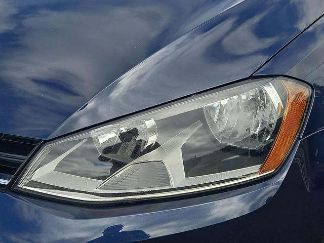 Photo of 2017  Volkswagen Golf