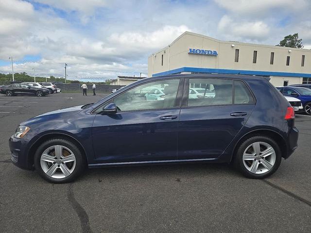 Photo of 2017  Volkswagen Golf