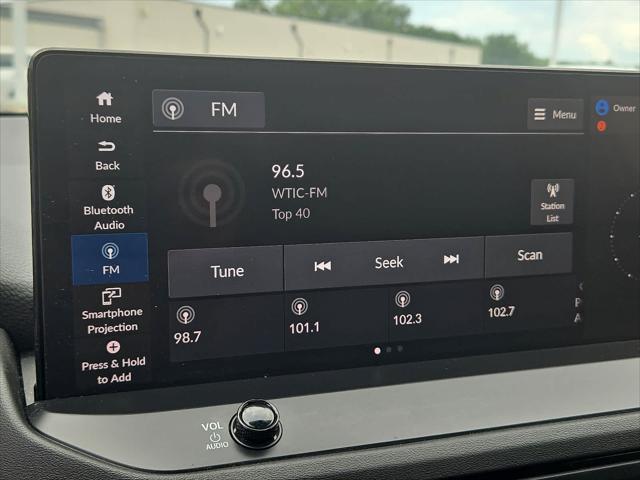 Photo of 2024 Solar Silver Metallic Honda Accord Hybrid