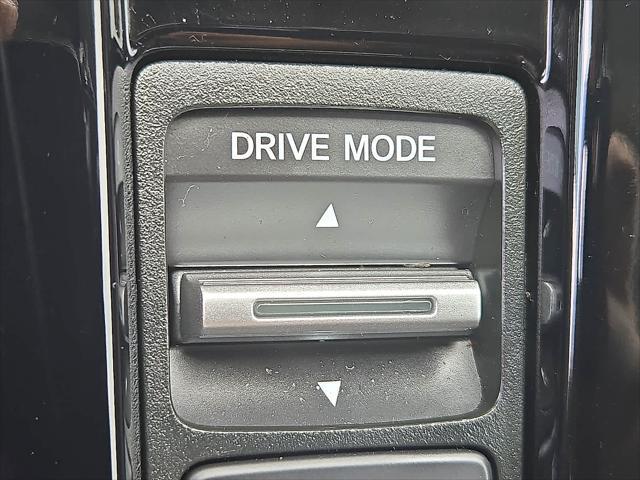 Photo of 2024 Solar Silver Metallic Honda Accord Hybrid