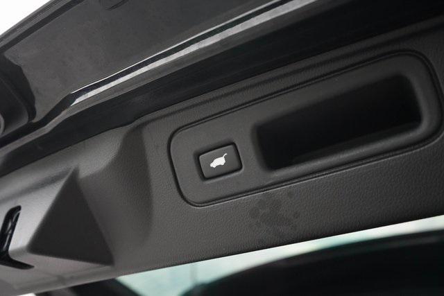 Photo of 2025 Crystal Black Pearl Honda Passport