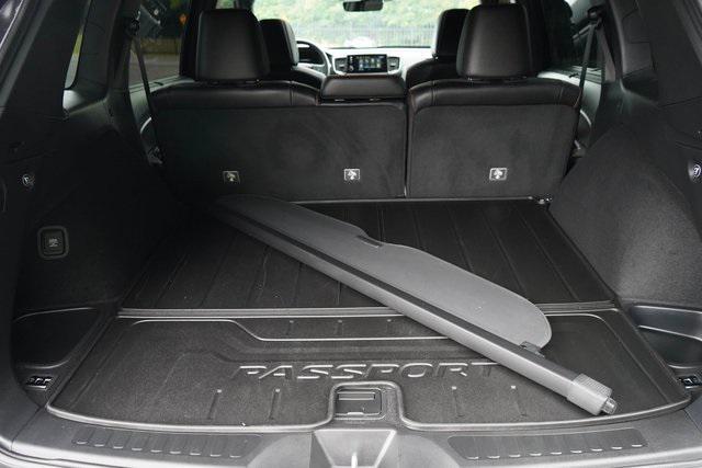 Photo of 2025 Crystal Black Pearl Honda Passport