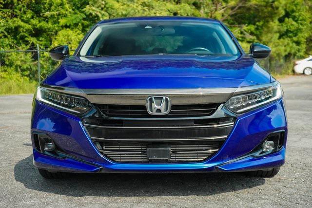 Photo of 2022 Still Night Pearl Honda Accord