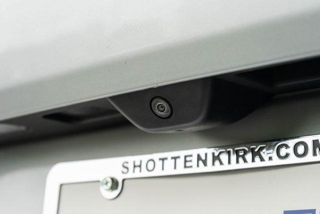 Photo of 2024 Silver Zynith Jeep Grand Cherokee L
