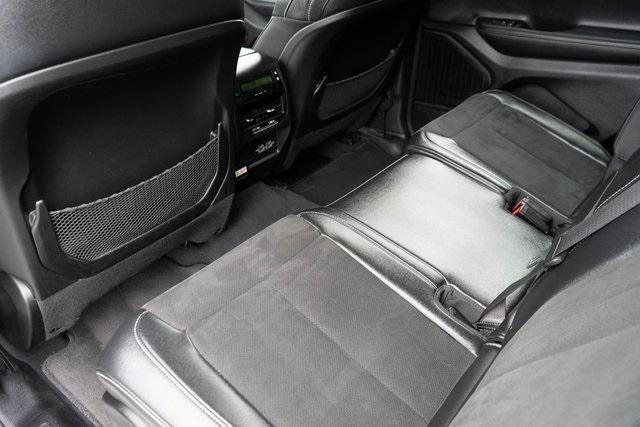 Photo of 2024 Silver Zynith Jeep Grand Cherokee L