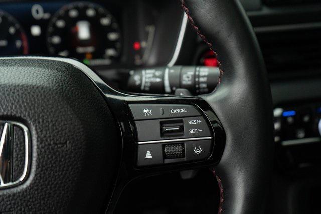Photo of 2025 Gray Honda Pilot