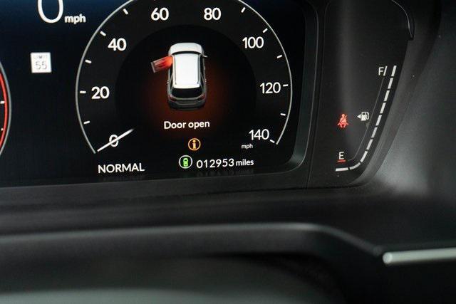 Photo of 2025 Gray Honda Pilot