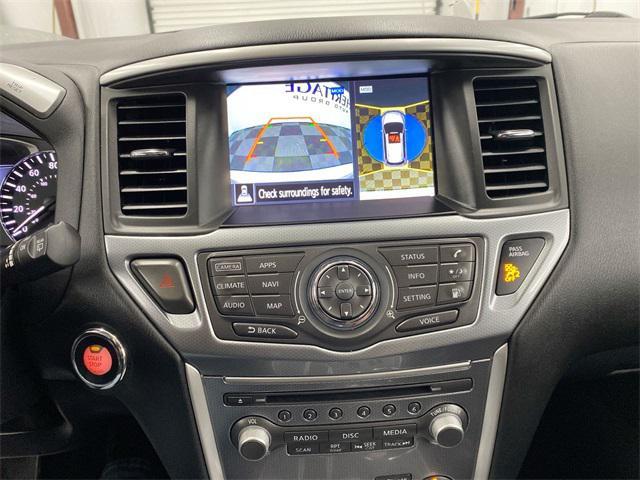 Photo of 2019 Brilliant Silver Metallic Nissan Pathfinder