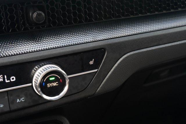 Photo of 2024 Gray Honda CR-V Hybrid