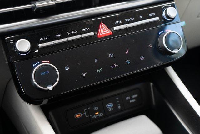 Photo of 2025 Hampton Gray Hyundai TUCSON