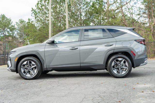 Photo of 2025 Hampton Gray Hyundai TUCSON