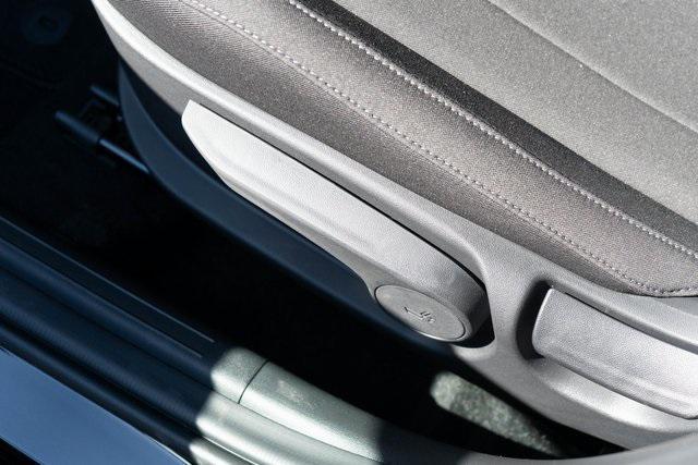 Photo of 2025 Abyss Black Hyundai ELANTRA HEV