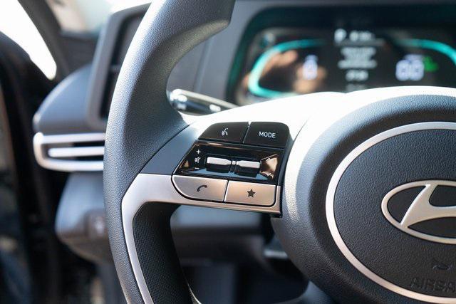 Photo of 2025 Abyss Black Hyundai ELANTRA HEV