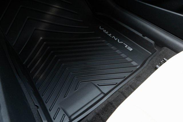 Photo of 2025 Abyss Black Hyundai ELANTRA HEV