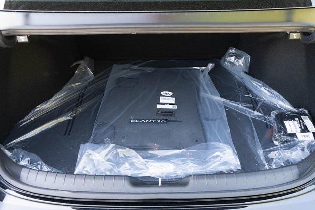 Photo of 2025 Abyss Black Hyundai ELANTRA HEV