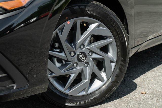 Photo of 2025 Abyss Black Hyundai ELANTRA HEV