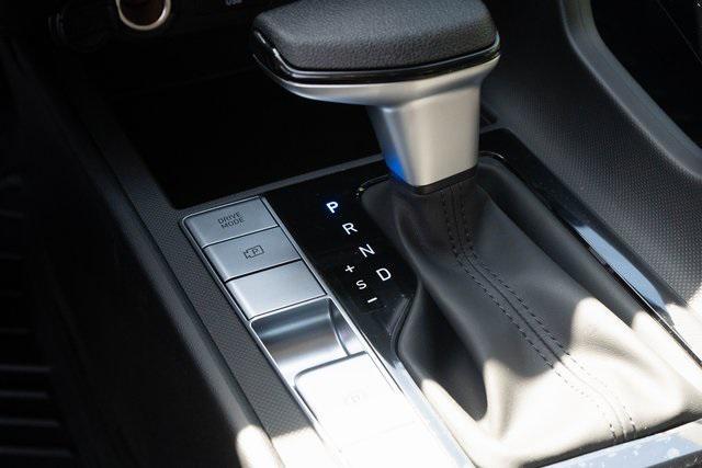 Photo of 2025 Abyss Black Hyundai ELANTRA HEV