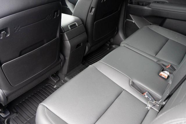 Photo of 2025 Hampton Gray Hyundai SANTA FE