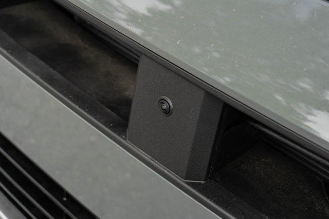 Photo of 2025 Hampton Gray Hyundai SANTA FE