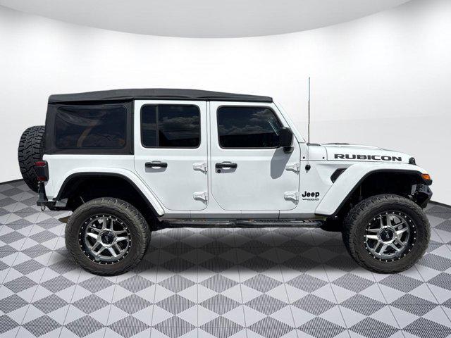 Photo of 2018 Bright White Clearcoat Jeep Wrangler Unlimited