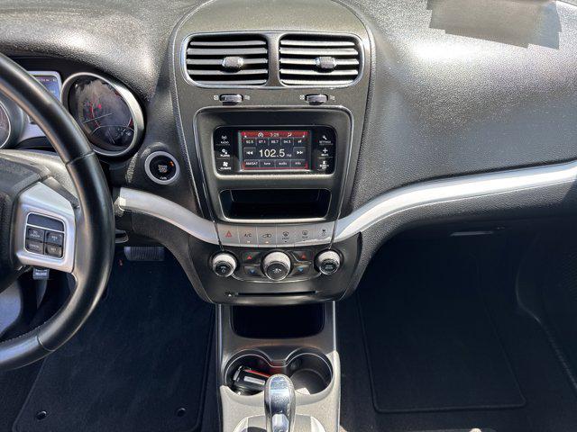 Photo of 2018 Contusion Blue Pearlcoat Dodge Journey