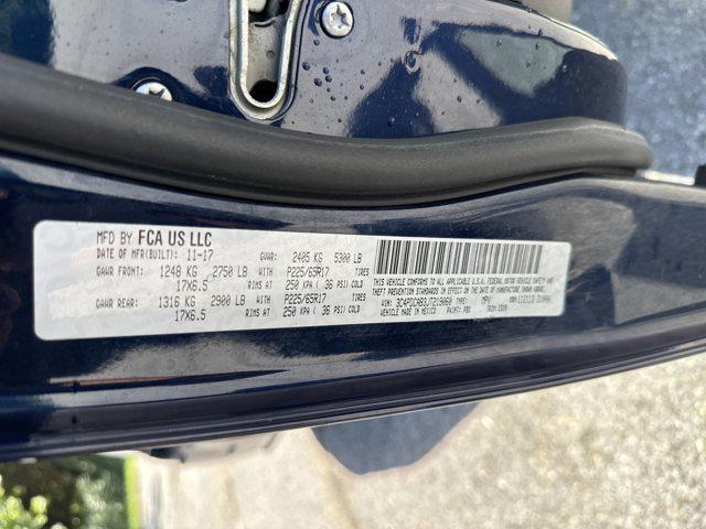 Photo of 2018 Contusion Blue Pearlcoat Dodge Journey