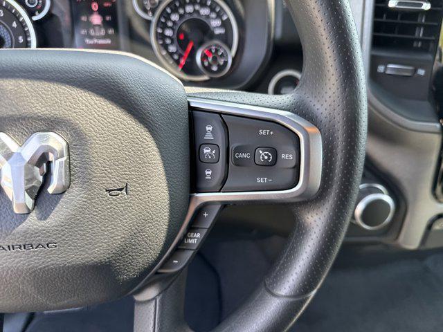 Photo of 2025 Granite Crystal Metallic Clearcoat RAM 1500