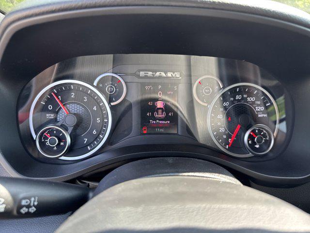 Photo of 2025 Granite Crystal Metallic Clearcoat RAM 1500