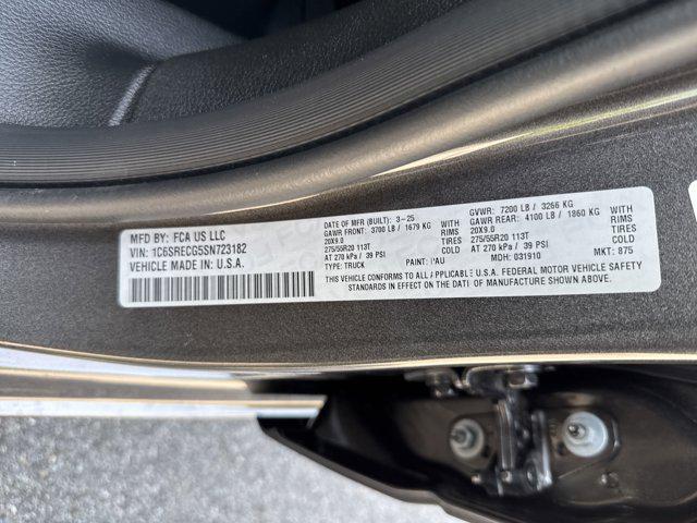 Photo of 2025 Granite Crystal Metallic Clearcoat RAM 1500