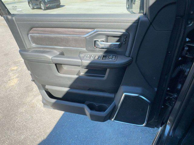 Photo of 2026 Granite Crystal Metallic Clearcoat RAM 2500