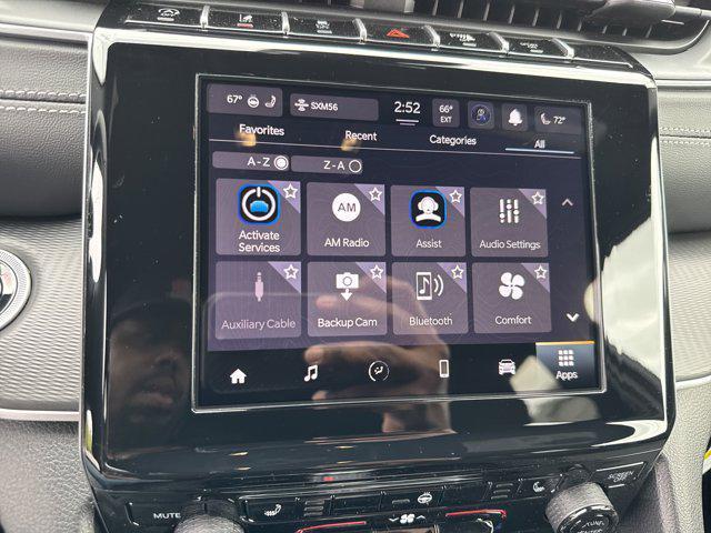 Photo of 2025 Bright White Clearcoat Jeep Grand Cherokee