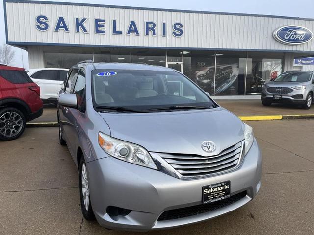 2016 Toyota Sienna