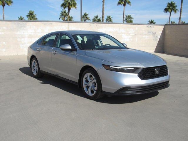 Photo of 2025 Solar Silver Metallic Honda Accord