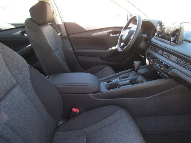 Photo of 2025 Solar Silver Metallic Honda Accord
