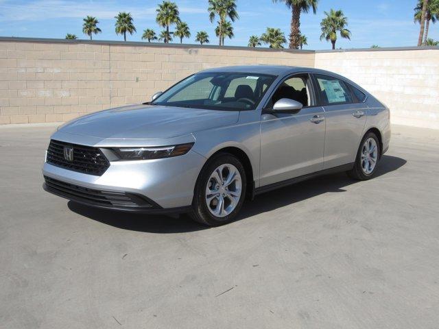 Photo of 2025 Solar Silver Metallic Honda Accord