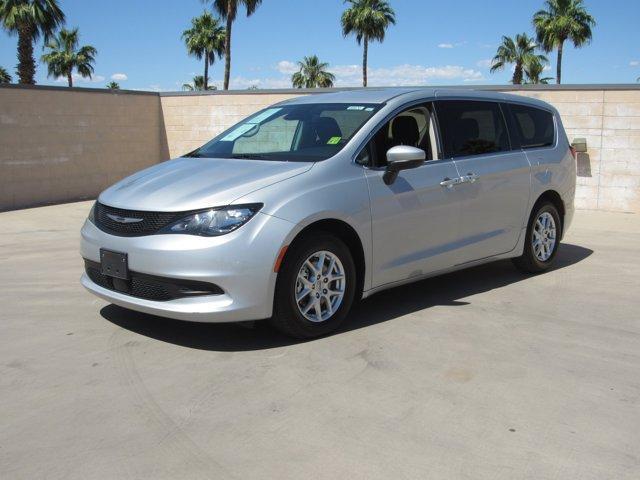 2023 Chrysler Voyager