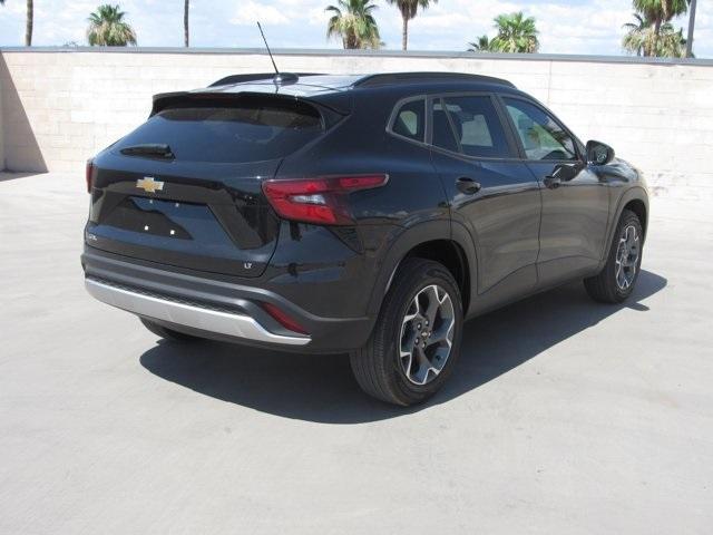 Photo of 2024 Mosaic Black Metallic Chevrolet Trax