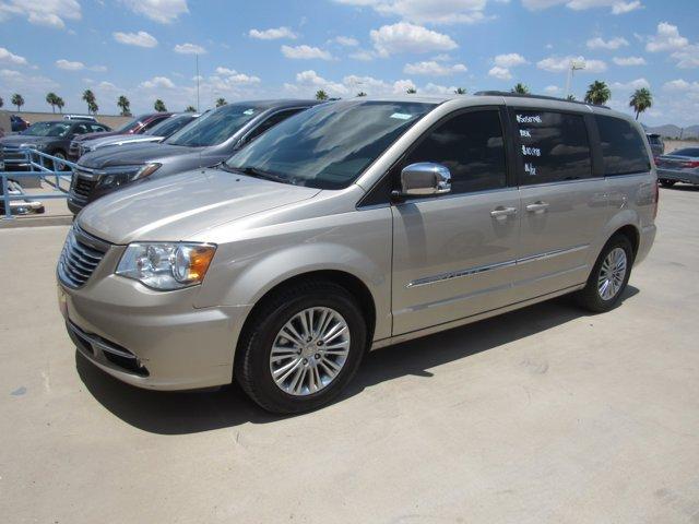 2015 Chrysler Town & Country
