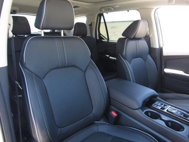 Photo of 2025 Platinum White Pearl Honda Pilot