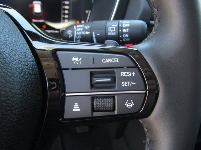 Photo of 2025 Platinum White Pearl Honda Pilot
